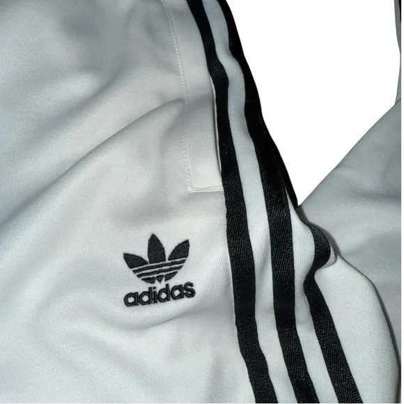 Adidas Men's 3-Stripes Tricot Tapered Track Pants Joggers White / Black M NWOT - Picture 3 of 3